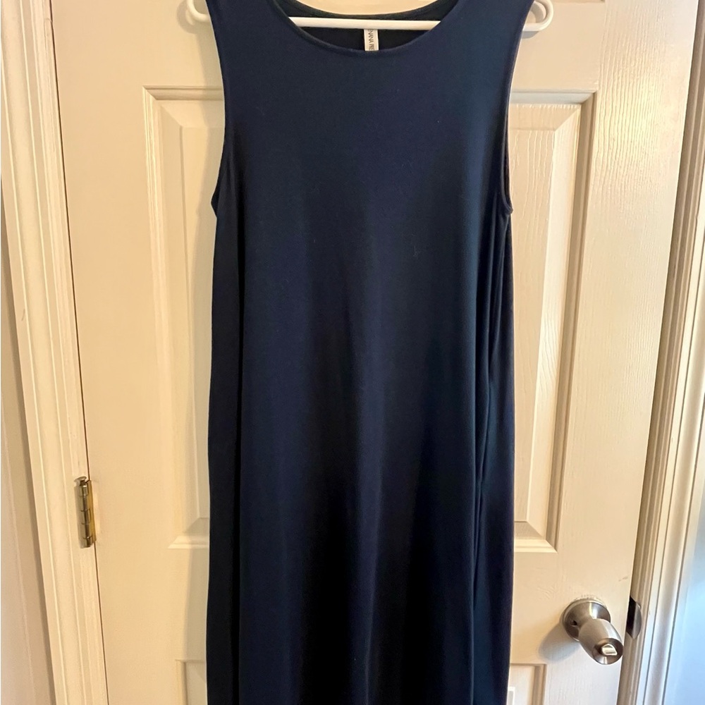 Sleeveless Navy Shift Dress